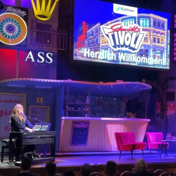 created by 'maul (Mareike Aul) (Mareike Aul)' on uploading a picture